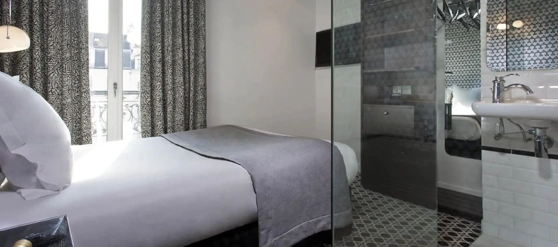 *** Hotel Hôtel Emile Le Marais Paris France