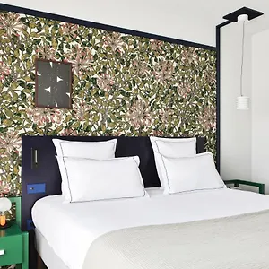 Hotel Rosalie, Parigi