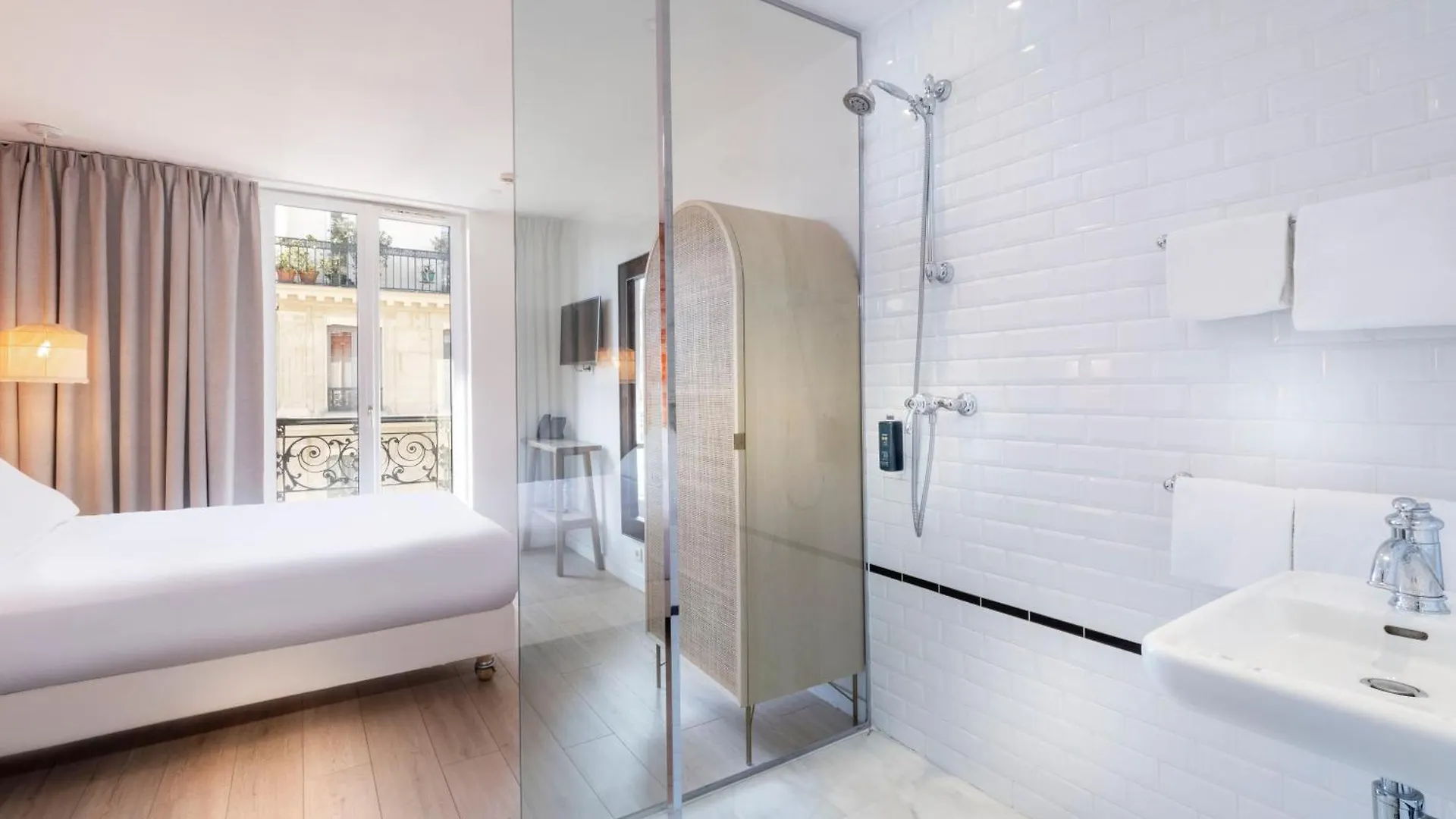 Hotel Emile Le Marais Paris France